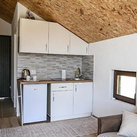 Elem Apartmani Skver Tuzla Buitenkant foto